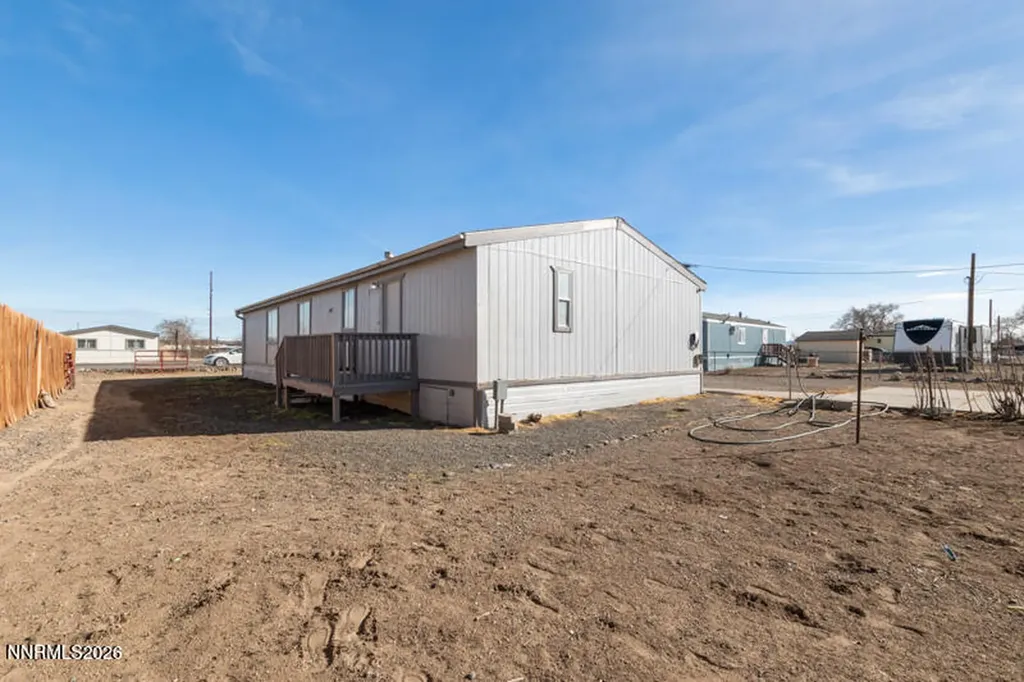 2575 Tonopah Silver Springs NV 89429