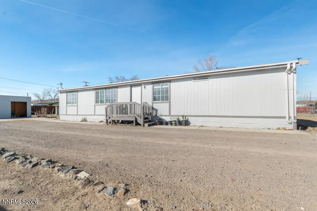 2575 Tonopah Silver Springs NV 89429
