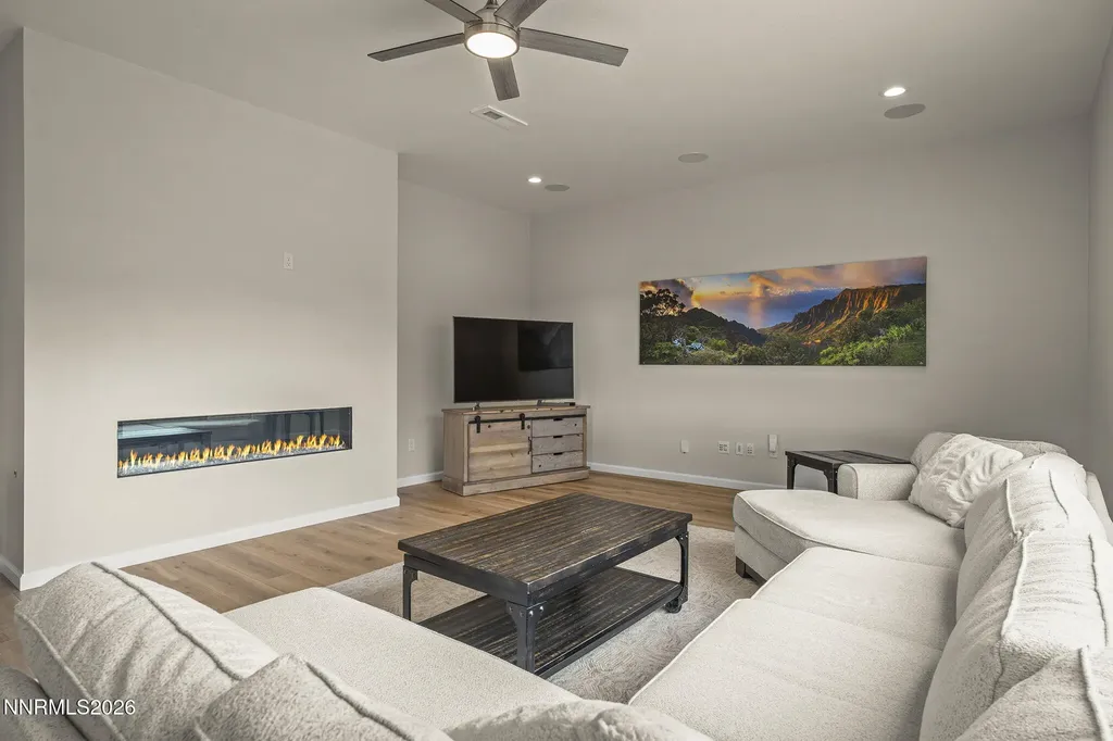3016 Country Wind Reno NV 89521