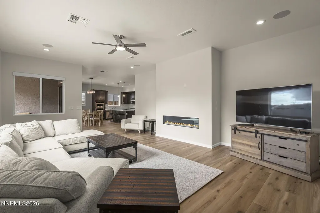 3016 Country Wind Reno NV 89521