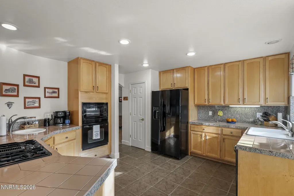 6397 Rey Del Sierra Sparks NV 89436
