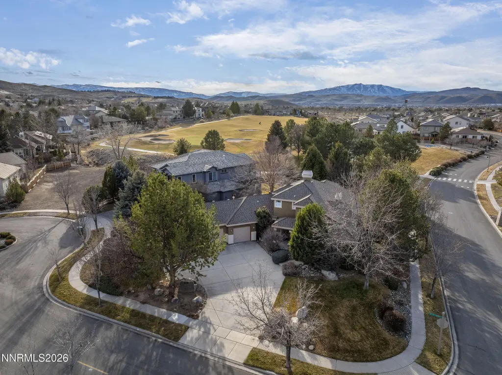 6397 Rey Del Sierra Sparks NV 89436