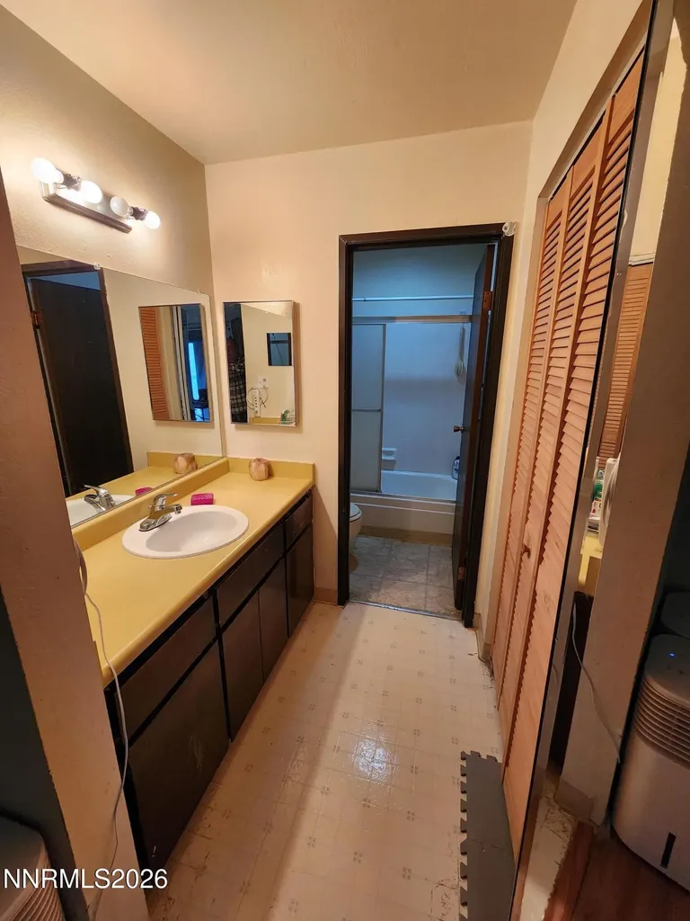 2450 Lymbery Reno NV 89509