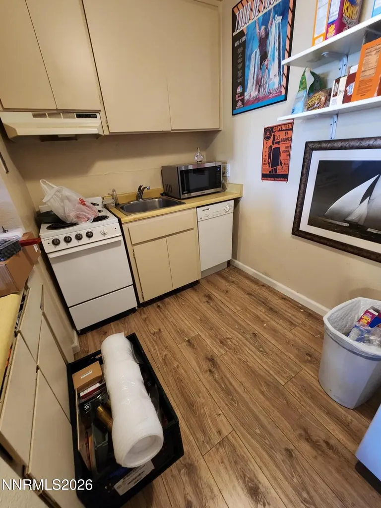 2450 Lymbery Reno NV 89509