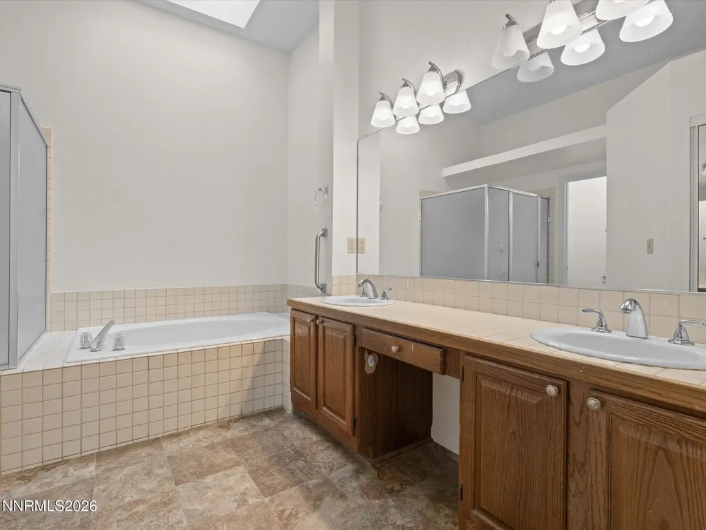 1280 Bridlewood Reno NV 89509