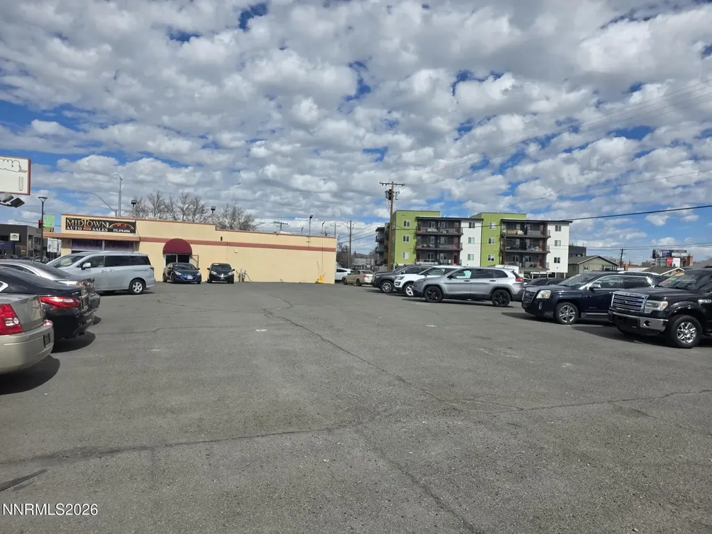 1496 Virginia Reno NV 89502
