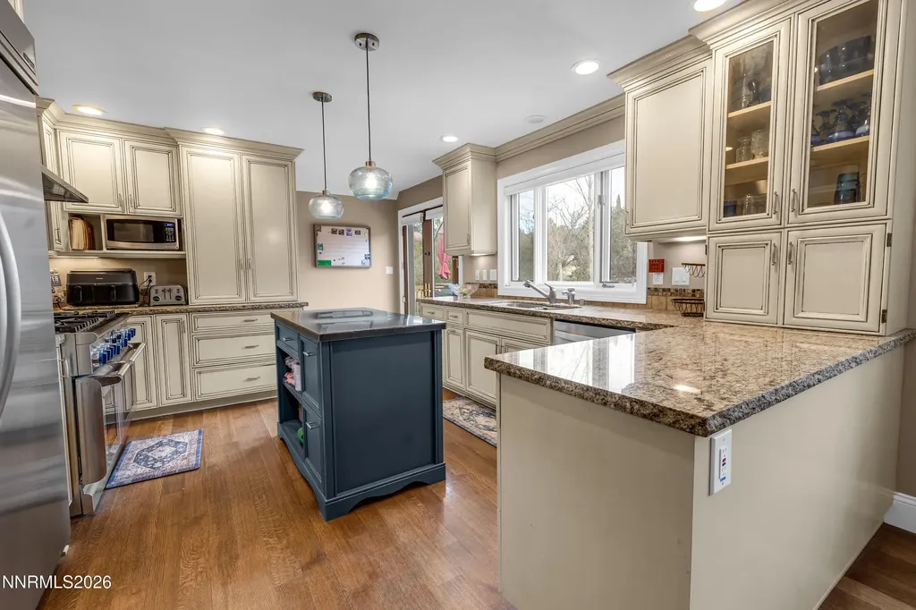 4260 Longknife Reno NV 89519