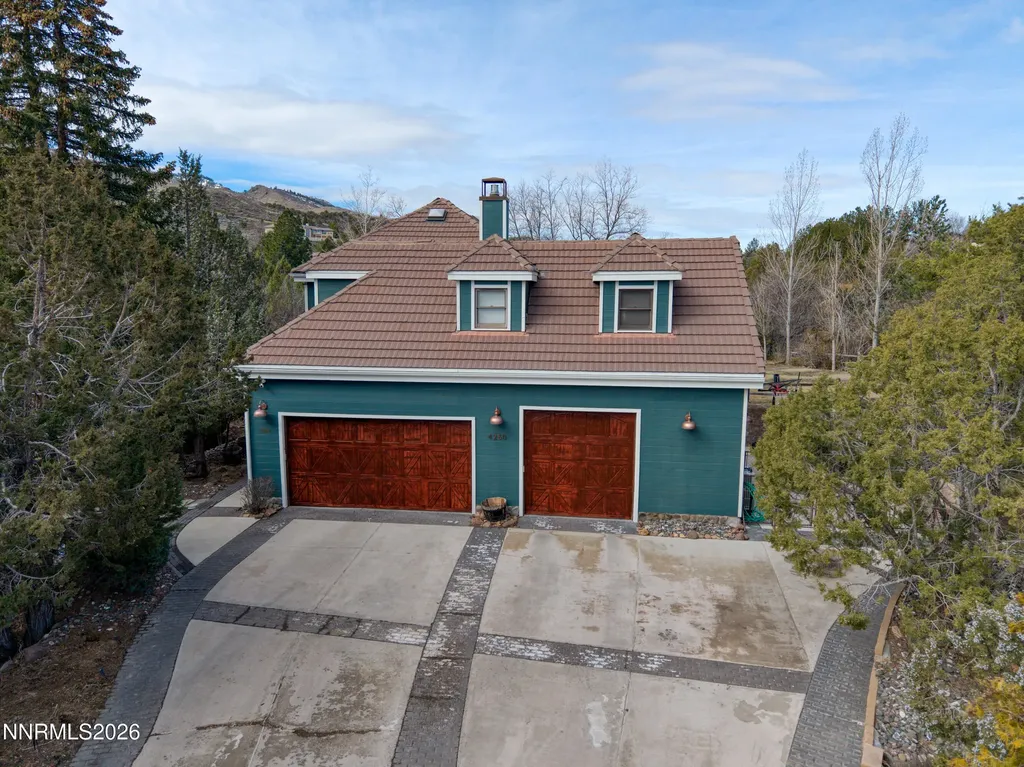 4260 Longknife Reno NV 89519
