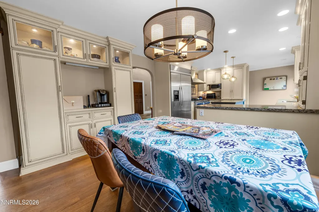 4260 Longknife Reno NV 89519