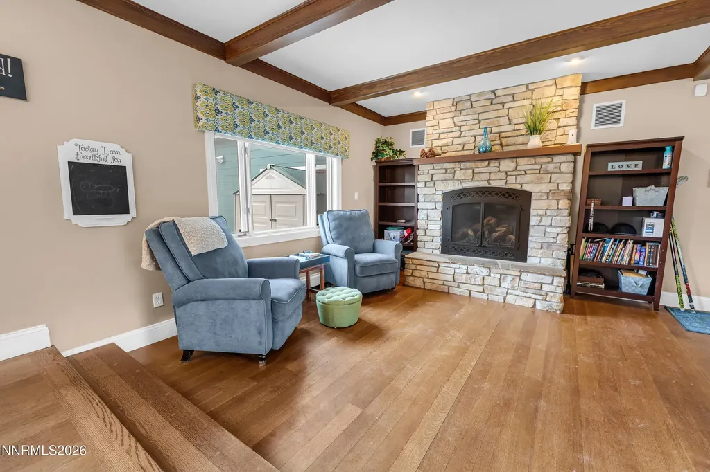 4260 Longknife Reno NV 89519