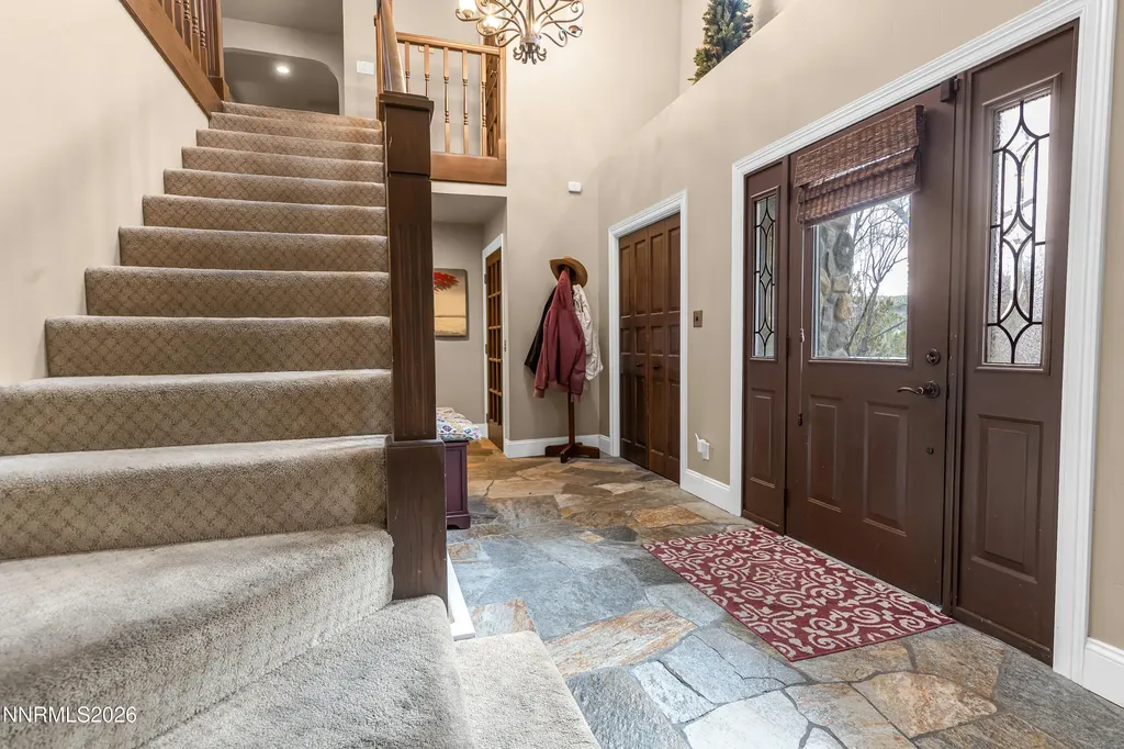 4260 Longknife Reno NV 89519