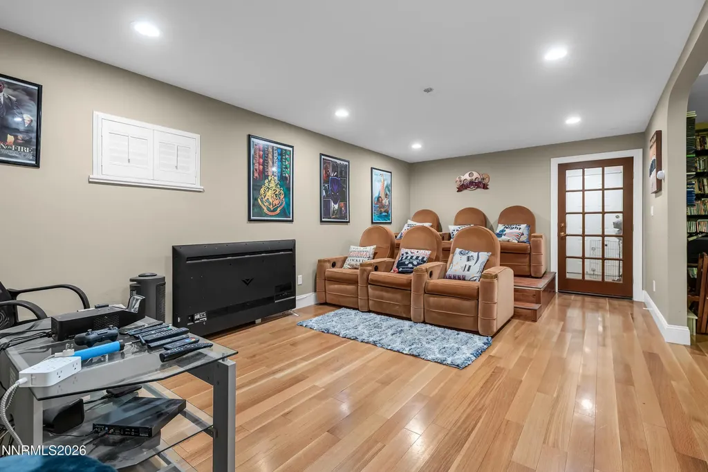 4260 Longknife Reno NV 89519