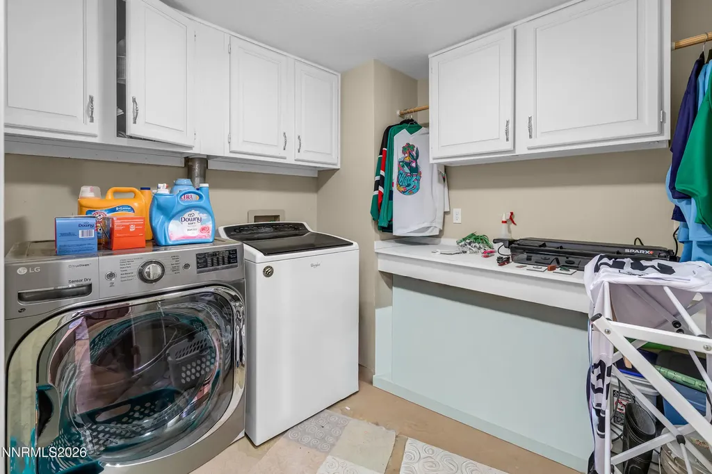 4260 Longknife Reno NV 89519