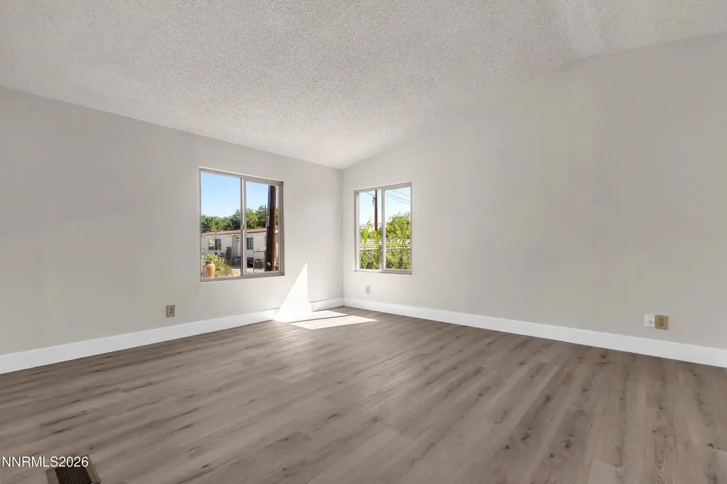 5136 Sun Valley Sun Valley NV 89433