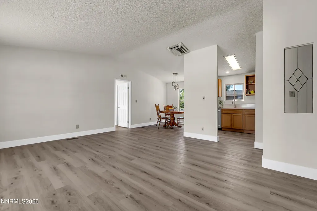 5136 Sun Valley Sun Valley NV 89433