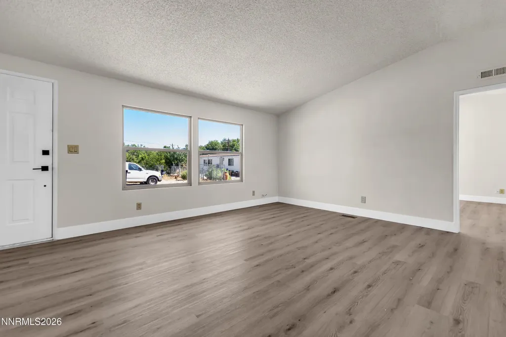 5136 Sun Valley Sun Valley NV 89433