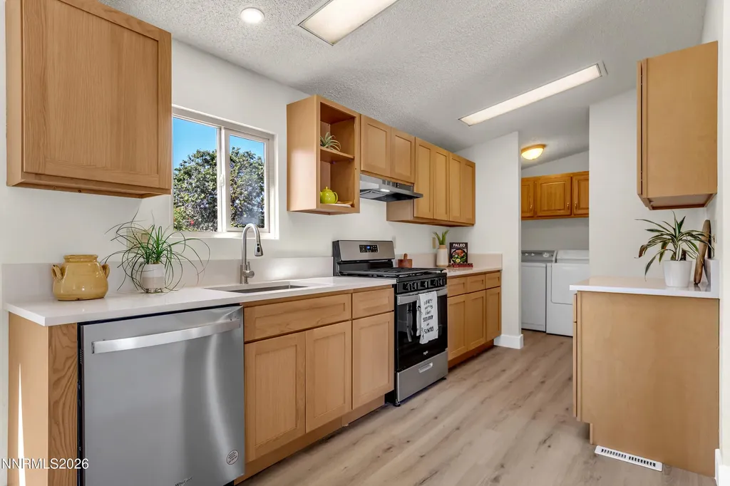 5136 Sun Valley Sun Valley NV 89433