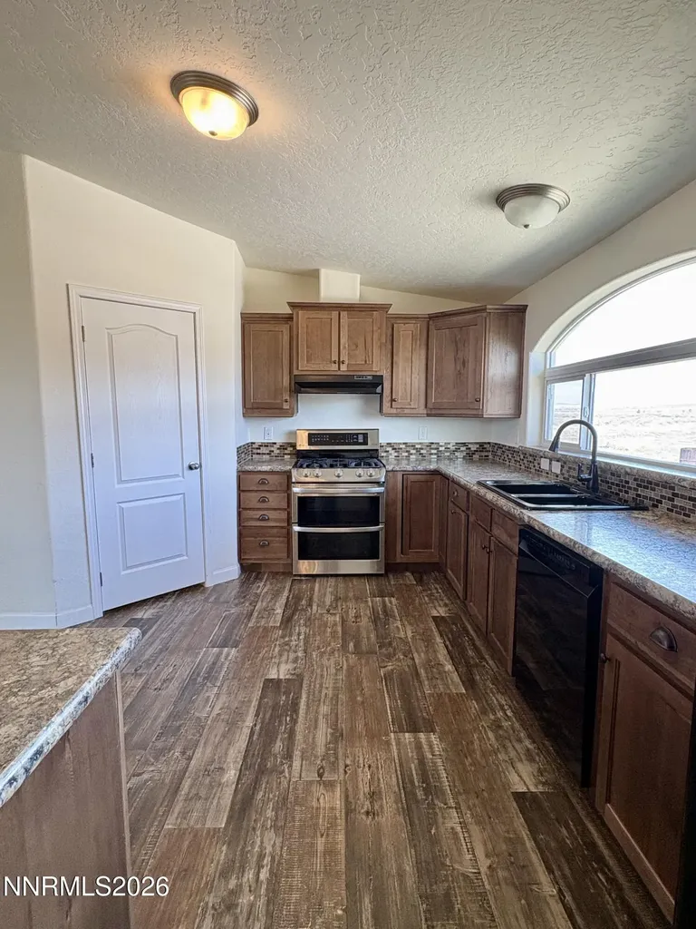 1415 Van Diest Winnemucca NV 89445