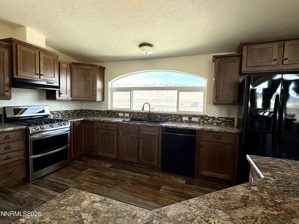1415 Van Diest Winnemucca NV 89445