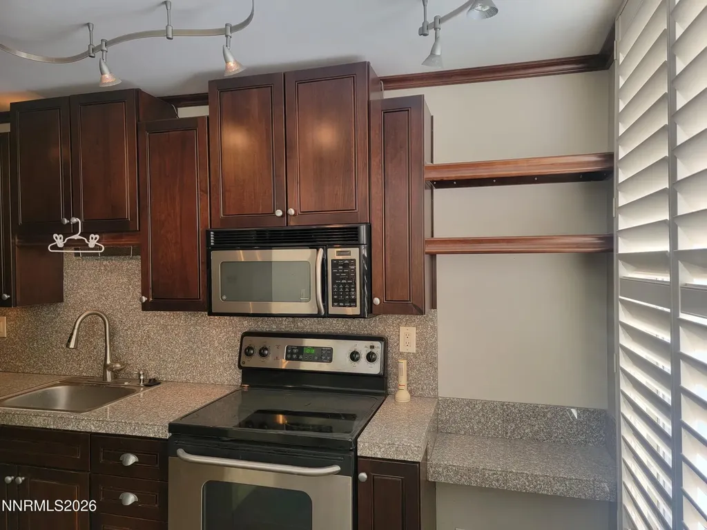 280 Island Reno NV 89501
