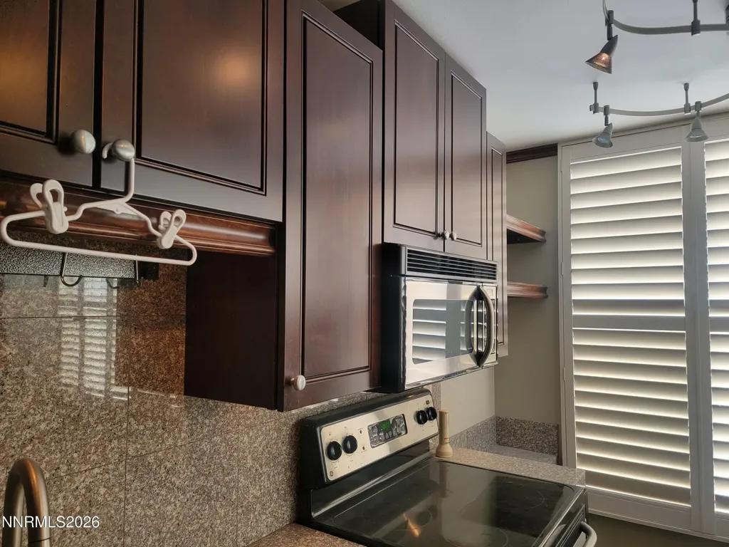 280 Island Reno NV 89501