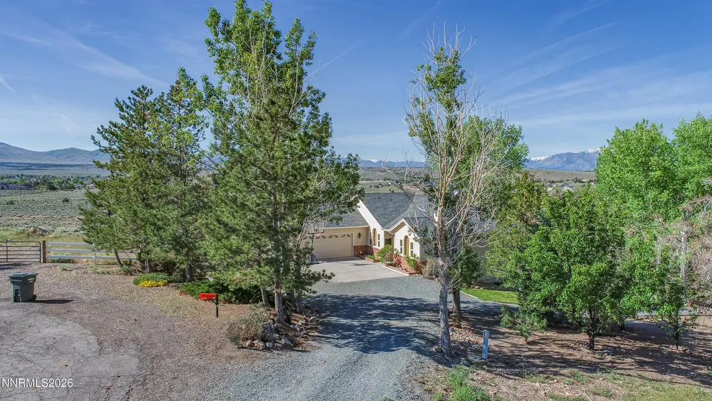 1568 Barker Gardnerville NV 89410