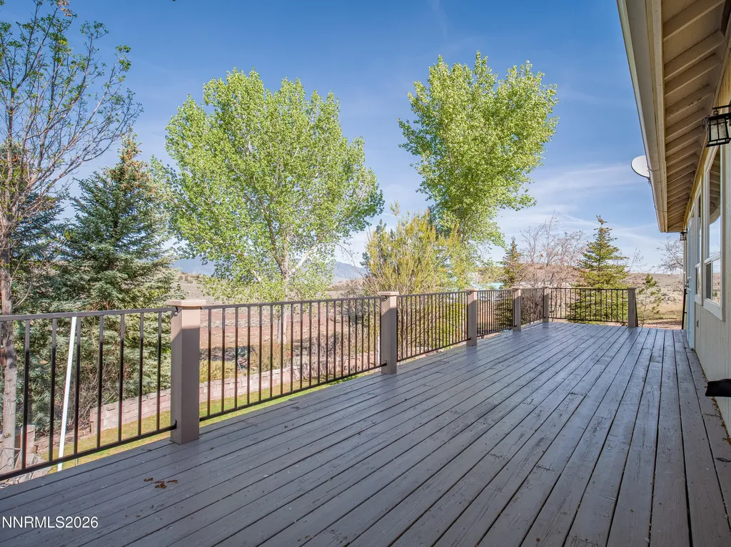1568 Barker Gardnerville NV 89410