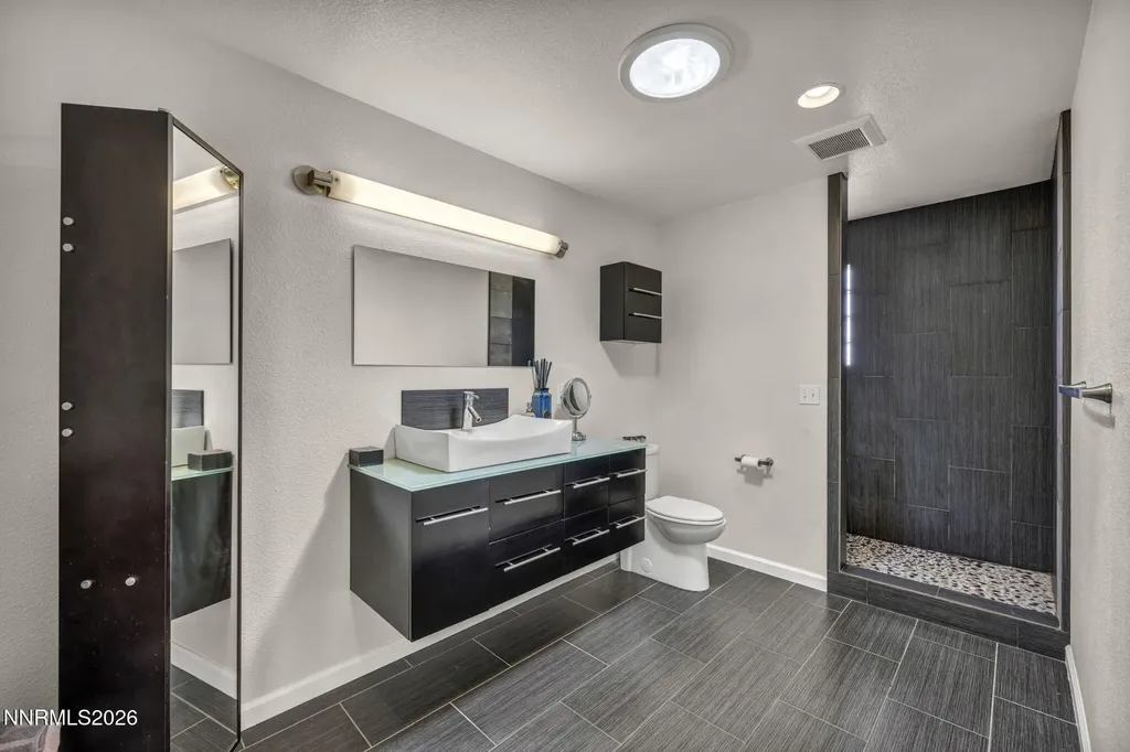 1568 Barker Gardnerville NV 89410