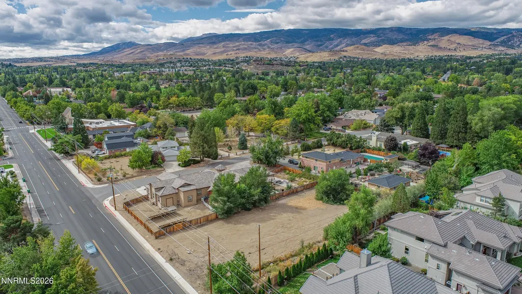 2 Lakeside Reno NV 89509