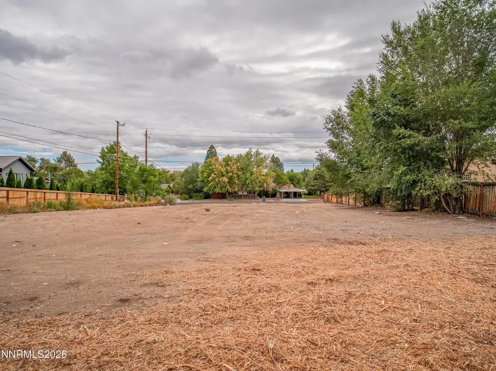 2 Lakeside Reno NV 89509