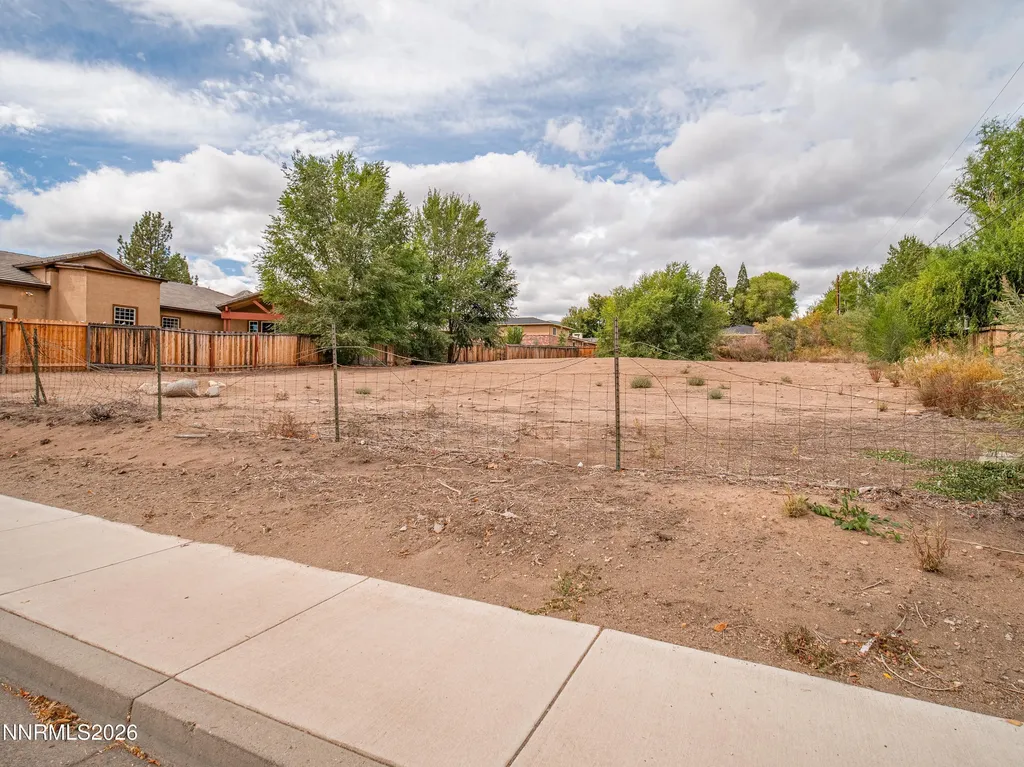 2 Lakeside Reno NV 89509