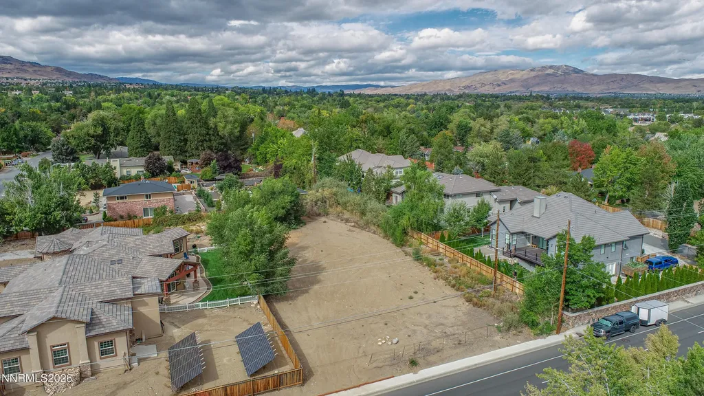 2 Lakeside Reno NV 89509