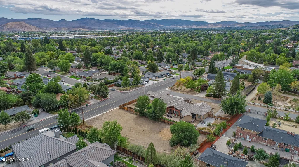 2 Lakeside Reno NV 89509