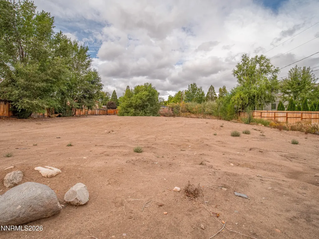 2 Lakeside Reno NV 89509