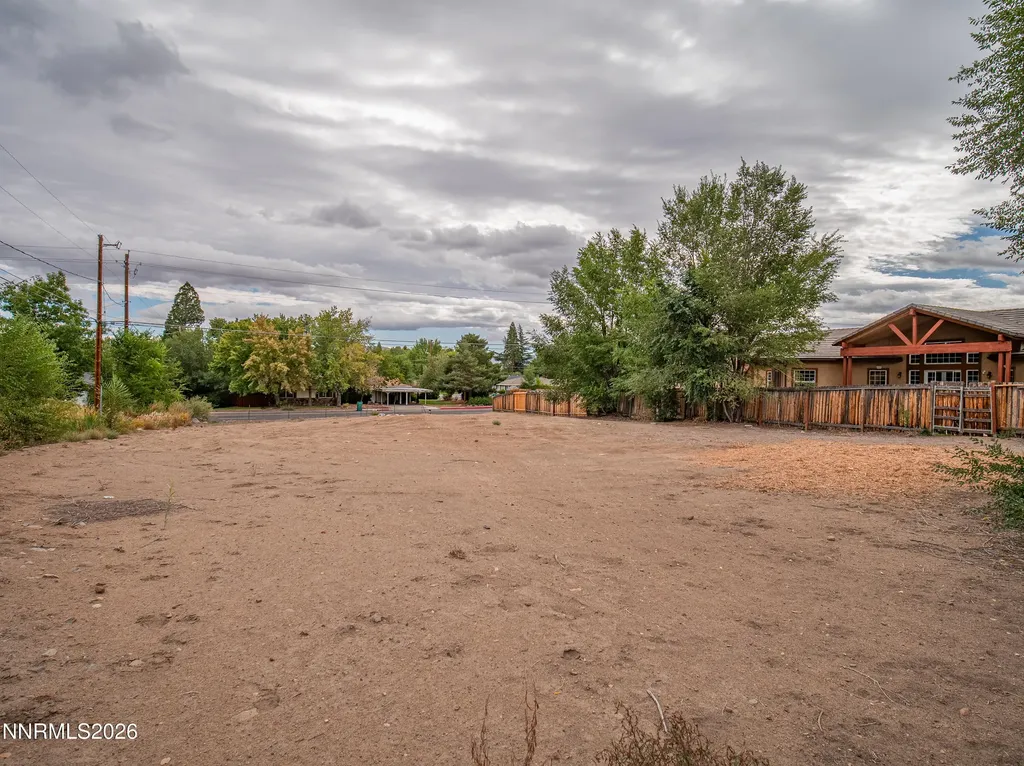 2 Lakeside Reno NV 89509