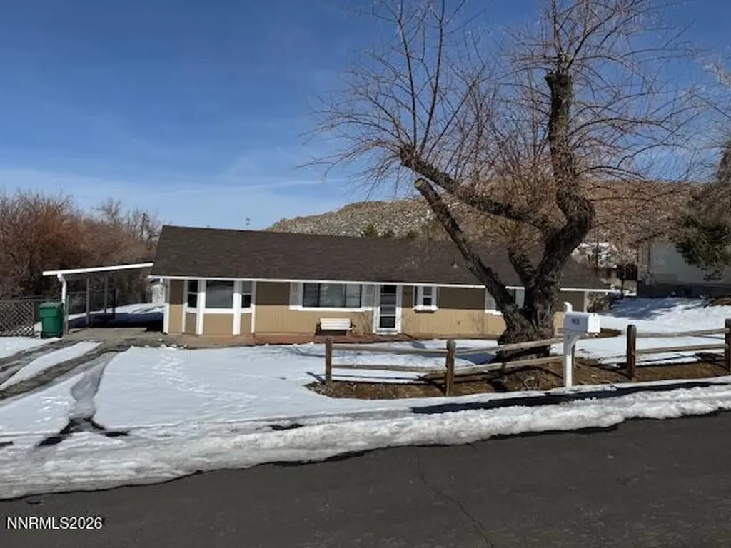 8825 Artesian Reno NV 89506