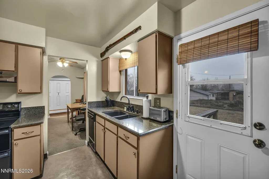 8825 Artesian Reno NV 89506