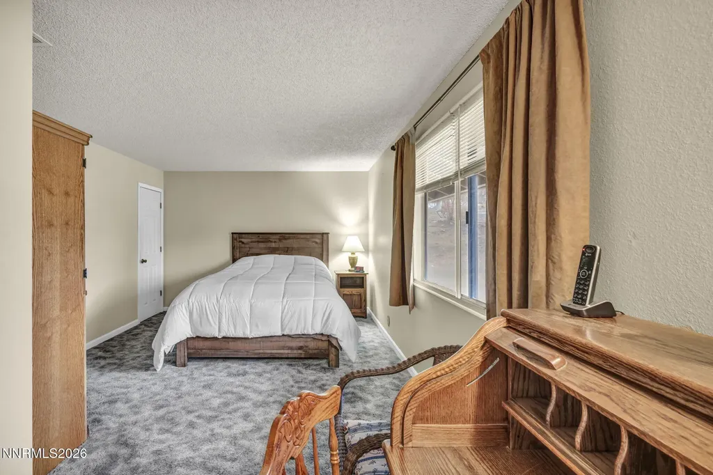 8825 Artesian Reno NV 89506