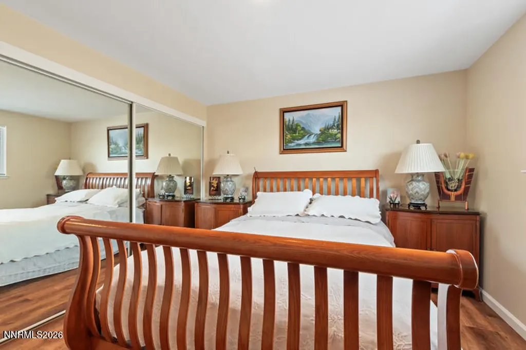 2207 Howard Sparks NV 89434