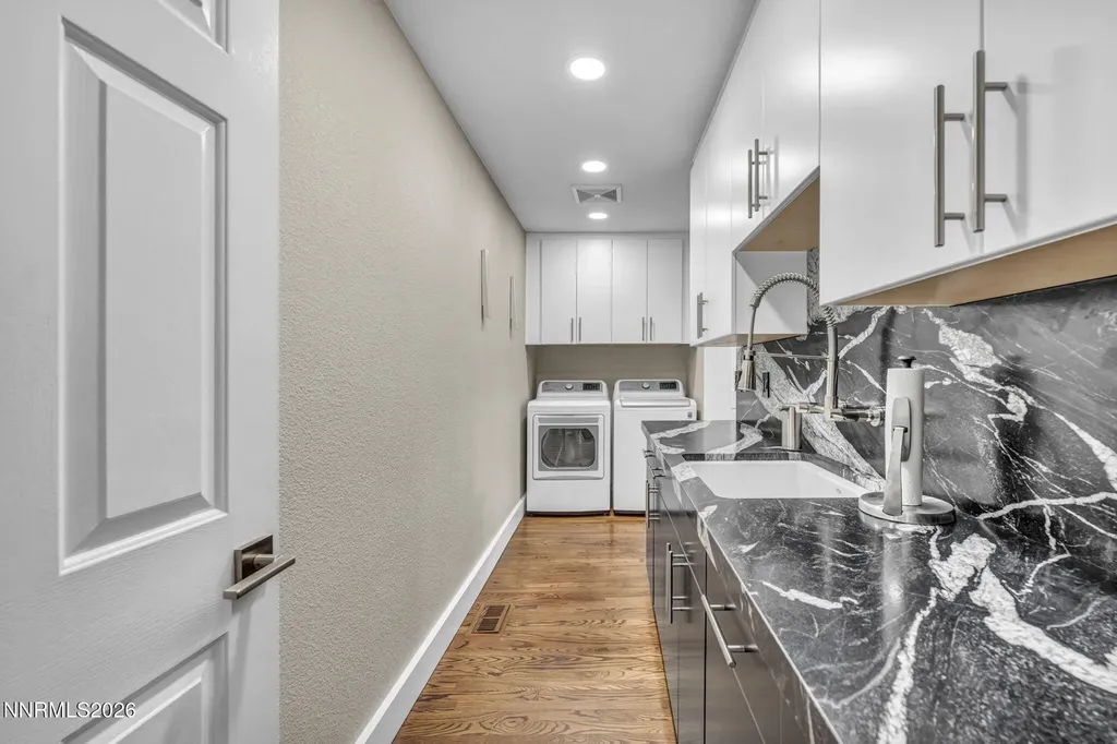 2296 Oak Ridge Carson City NV 89703