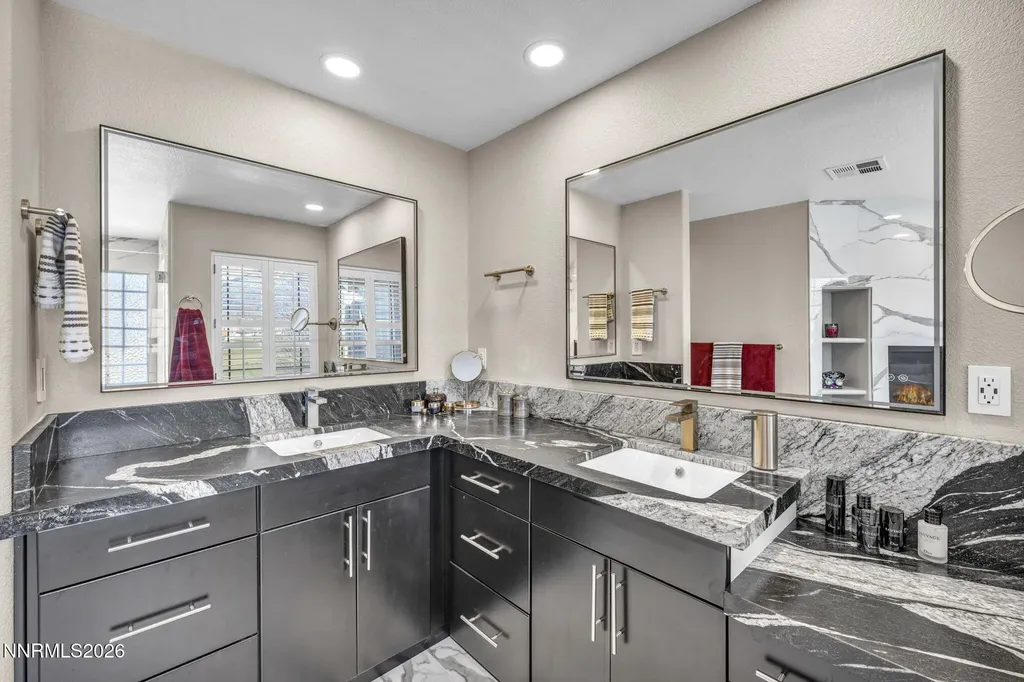 2296 Oak Ridge Carson City NV 89703