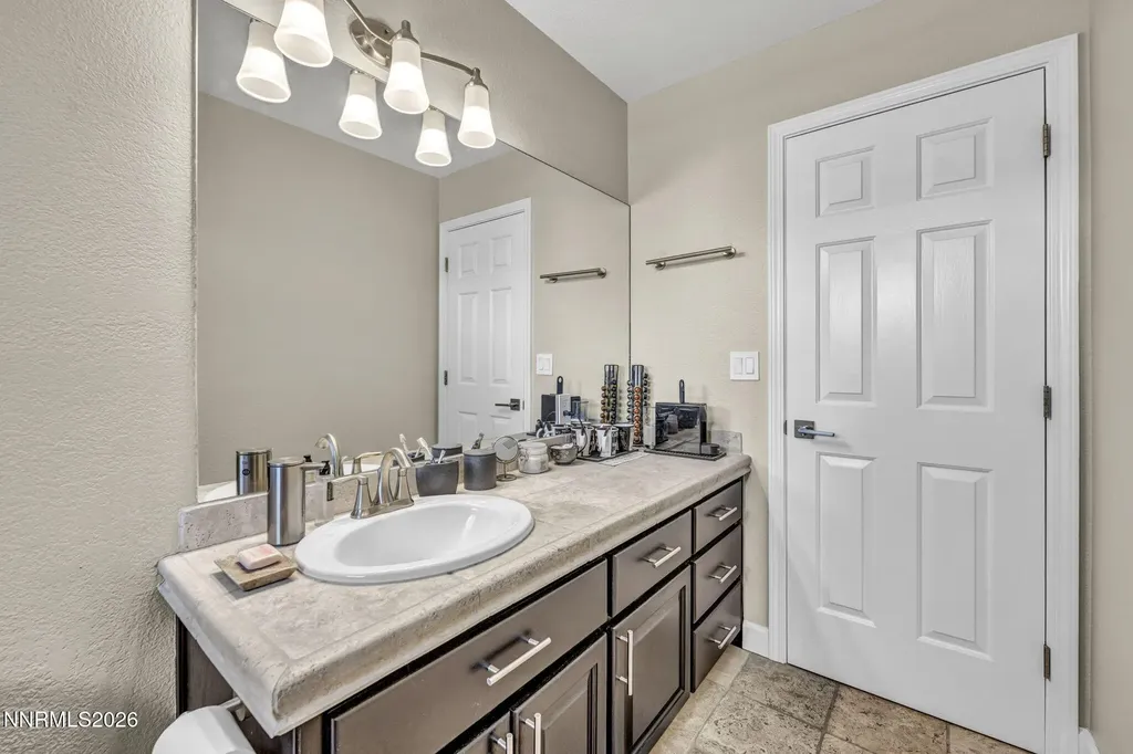 2296 Oak Ridge Carson City NV 89703