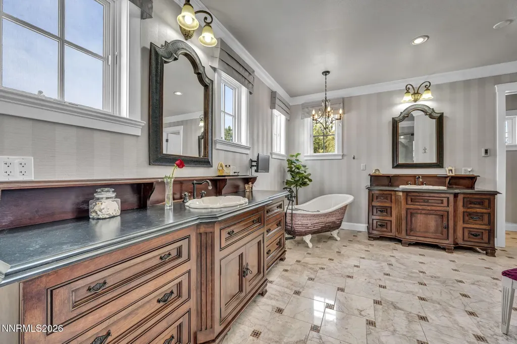 5808 Tannerwood Reno NV 89511