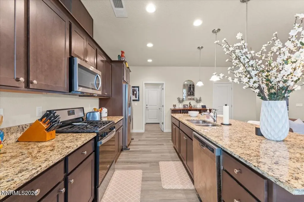 1524 Golf Fernley NV 89408