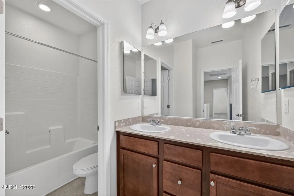 10855 Pebble Hill Reno NV 89521