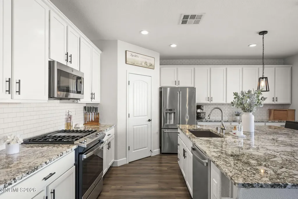 807 Lexington Arch Sparks NV 89441