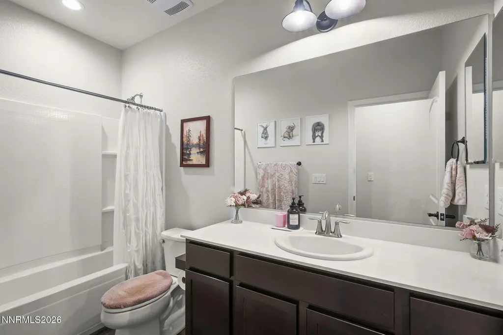 807 Lexington Arch Sparks NV 89441