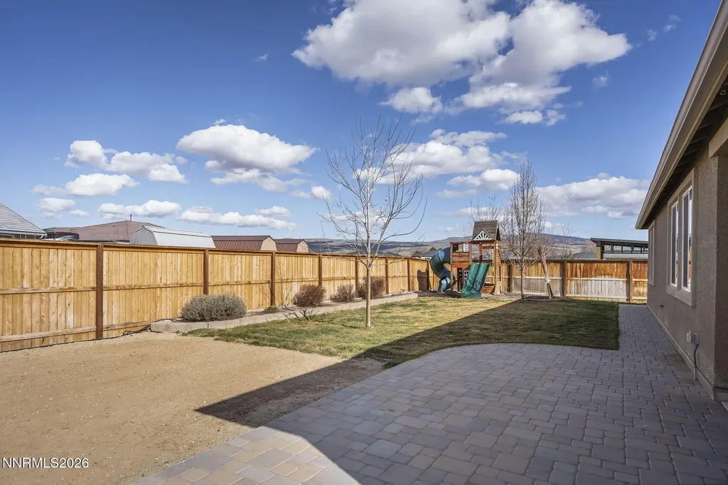 807 Lexington Arch Sparks NV 89441