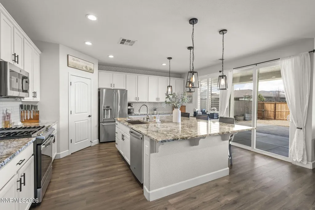 807 Lexington Arch Sparks NV 89441