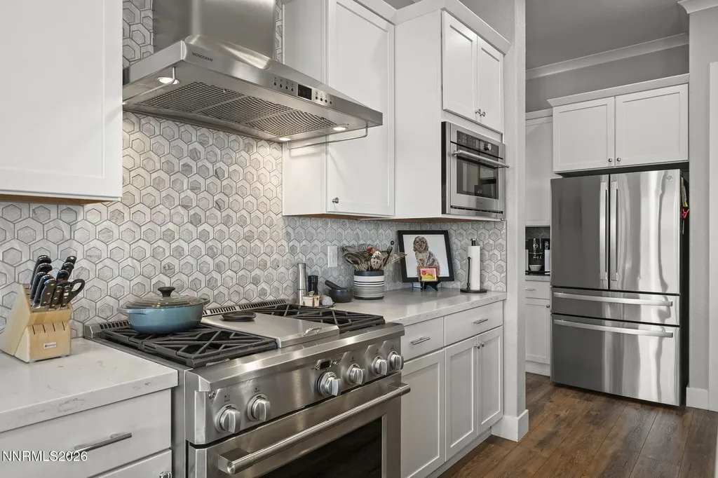 8726 Larkhaven Reno NV 89523